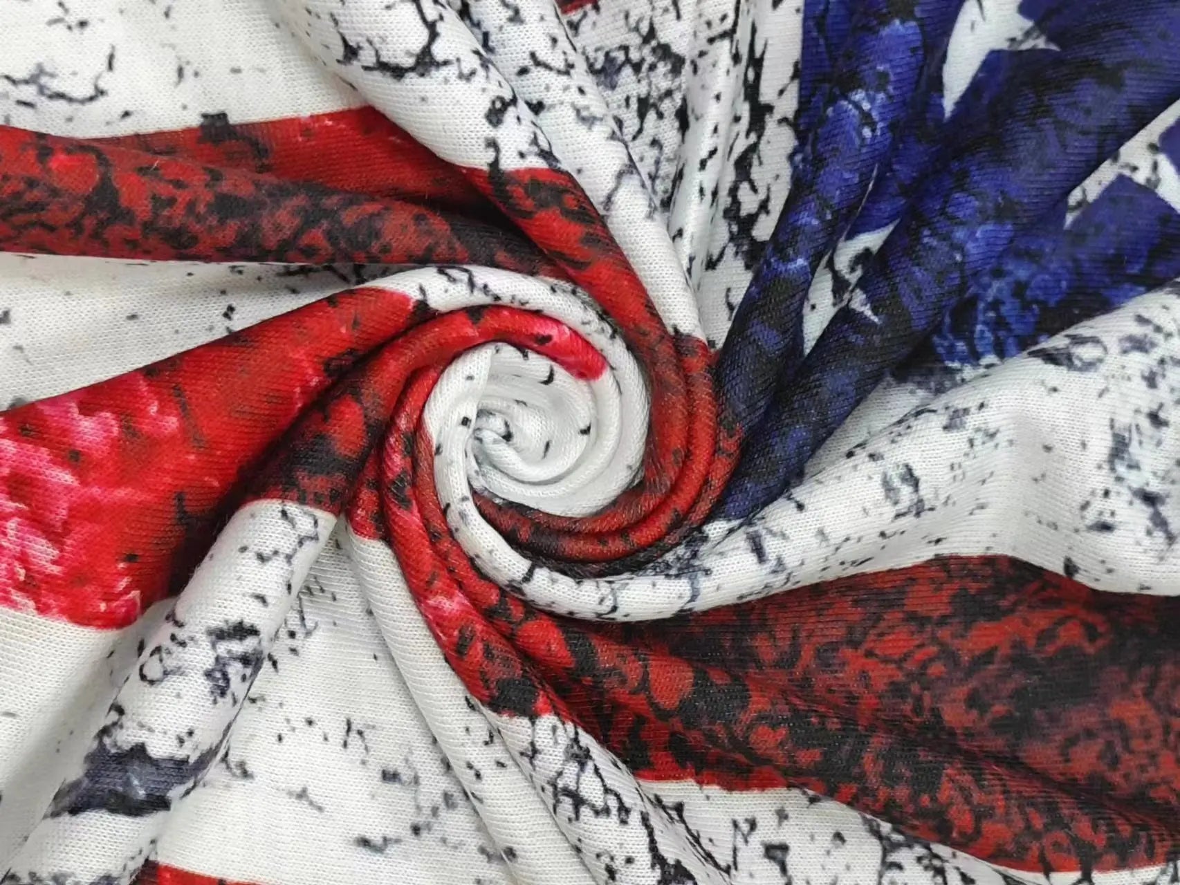 Plus Size Europe and the United States and The United States Cross Border New Women's Printed V-neck Casual T-shirt - Snug & Style