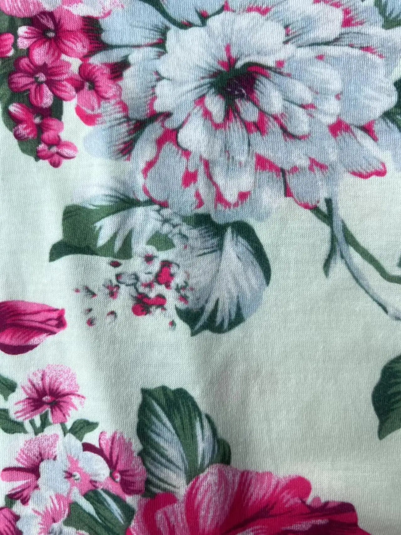 2024 New European and American Plus Size women's pleated square neckline sleeveless tailcoat T-shirt - Snug & Style