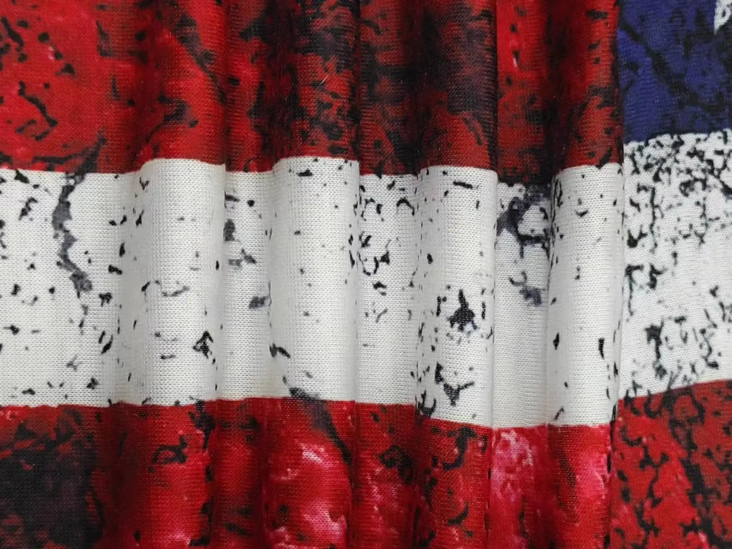 Plus Size Europe and the United States and The United States Cross Border New Women's Printed V-neck Casual T-shirt - Snug & Style